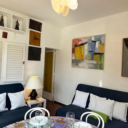 Apartment Con Jardin A 11 Metros De La Playa. B1. Palamos