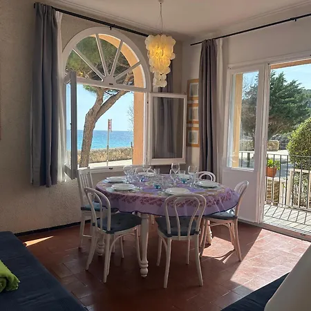 Con Jardin A 11 Metros De La Playa. B1. Apartment *